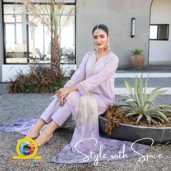 3 Piece Stitched Elegant Lawn Collection | Calafia-ST-03 - Image 2